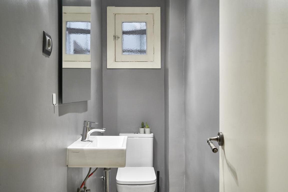 Spacious 3brapartment In Poblesec With Balcony * Barcelona
